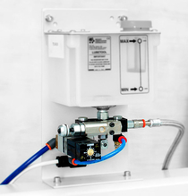 Pilous PP 502 G CNC  ОХЛАЖДЕНИЕ МАСЛЯНЫМ ТУМАНОМ   
 Создает масляный туман, который попадает в зону реза  Он заменяет обычную охлаждающую жидкость, особенно в случае резки материала в разрезе, где охлаждающая жидкость может вытекать из станка  
